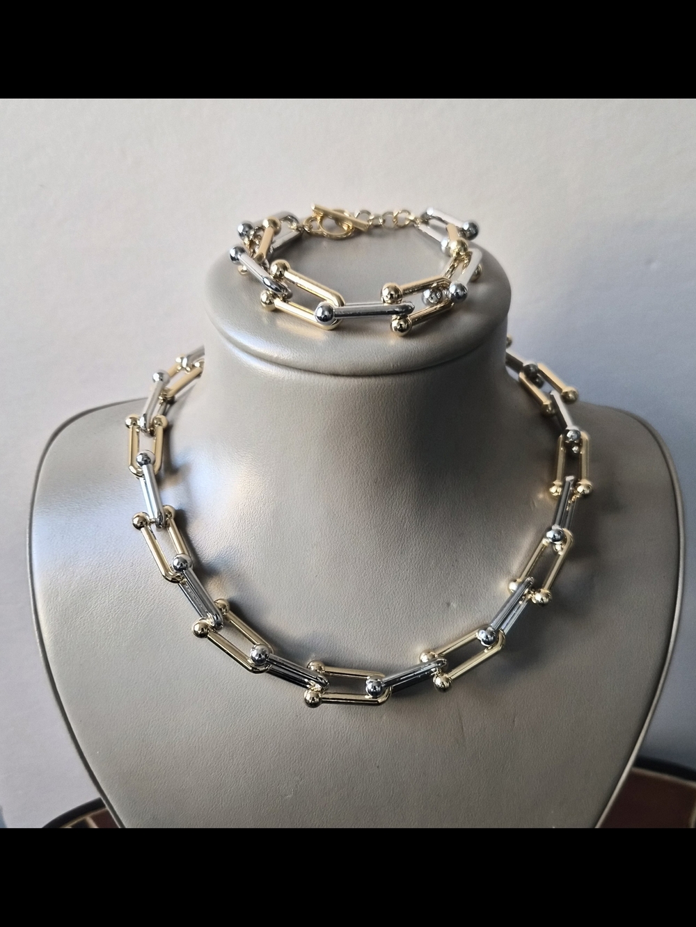 Two-Tone Link Necklace with Polished Bead Accents - Gold & Silver